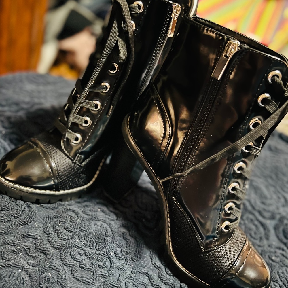 BCBG Pauline boots